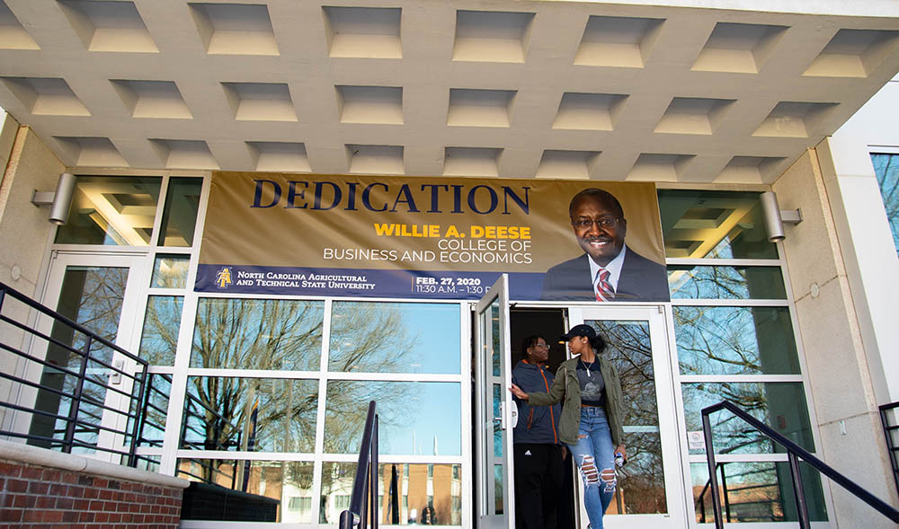 Willie Deese College of Business and Economics dedication