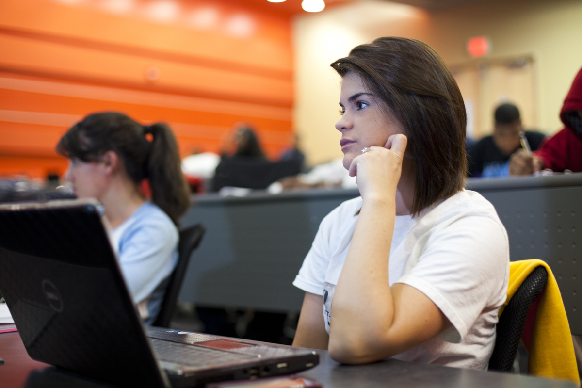 a and t students in a classroom