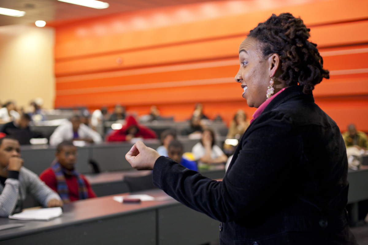 a and t professor lecturing students