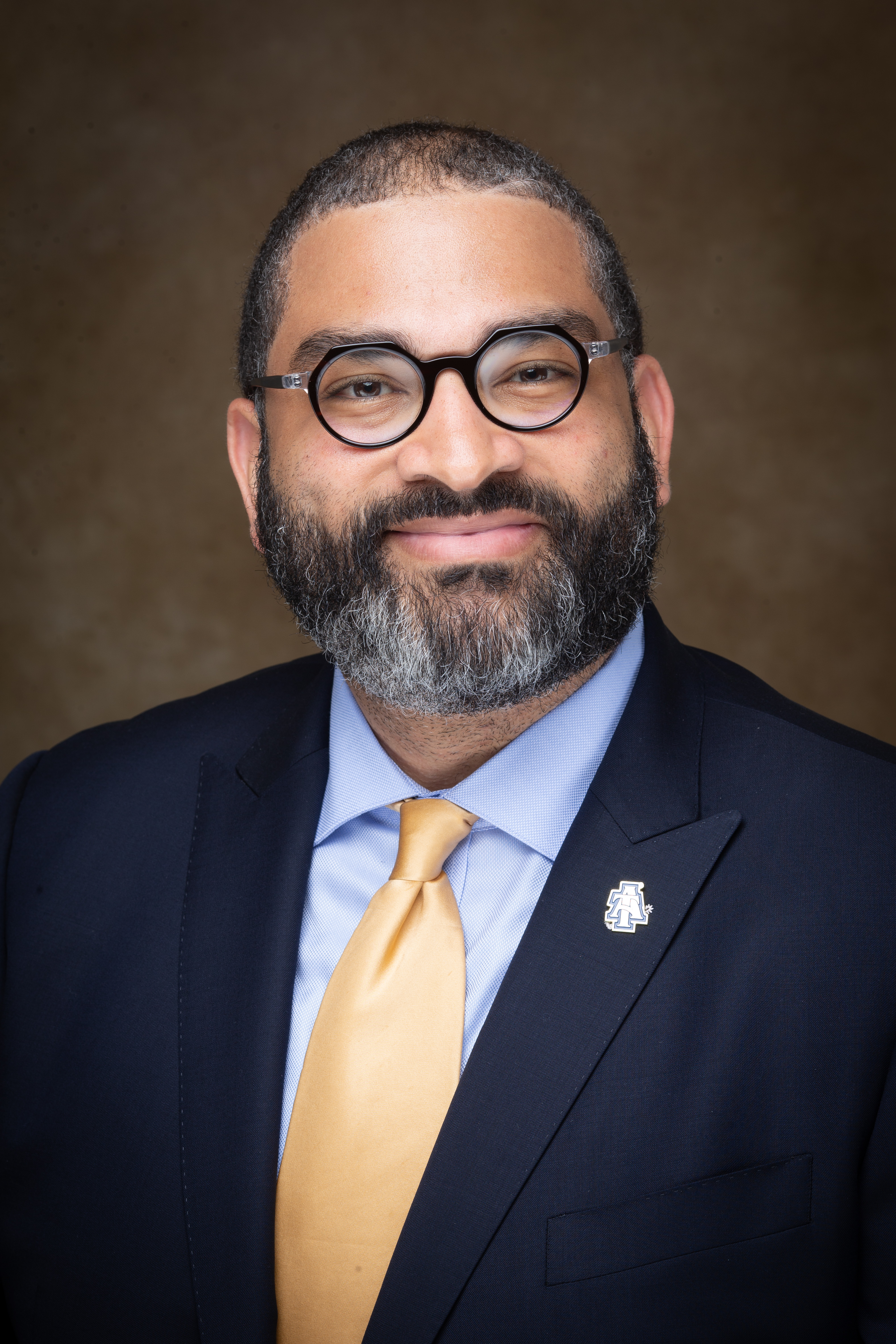 Oliver M. Thomas