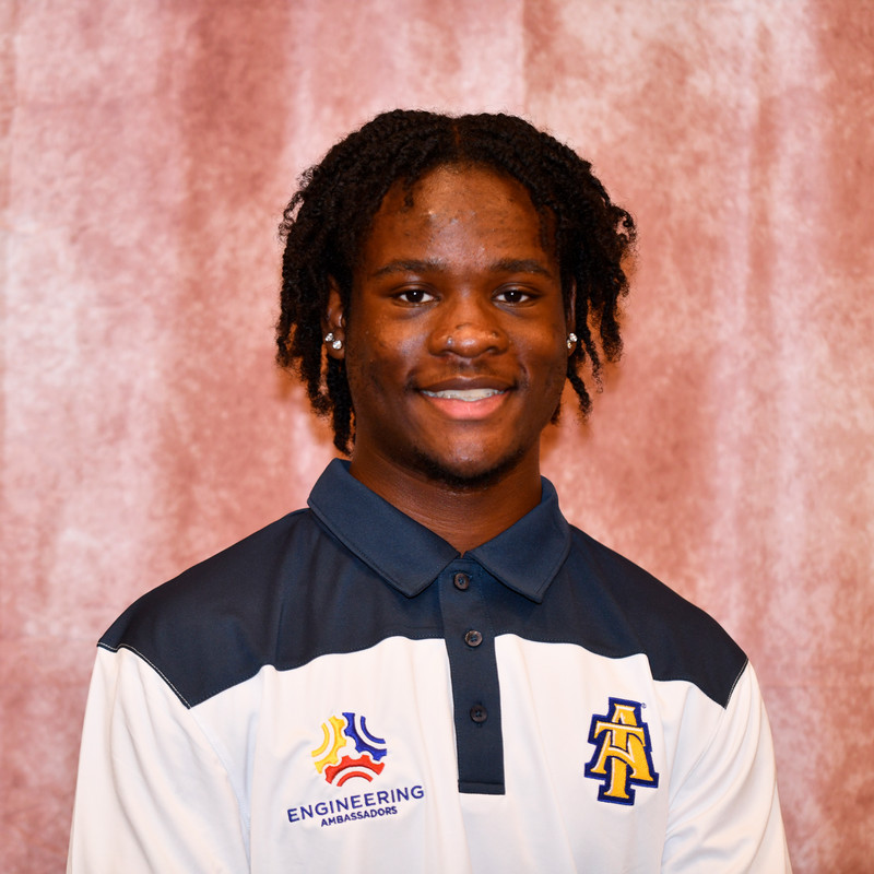 headshot of Elijah Lewis (ambassador)